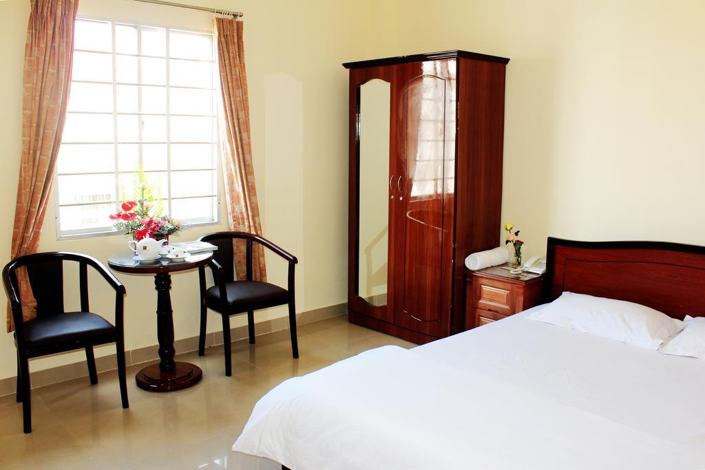 Hoa Lan Hotel Dalat Exteriör bild